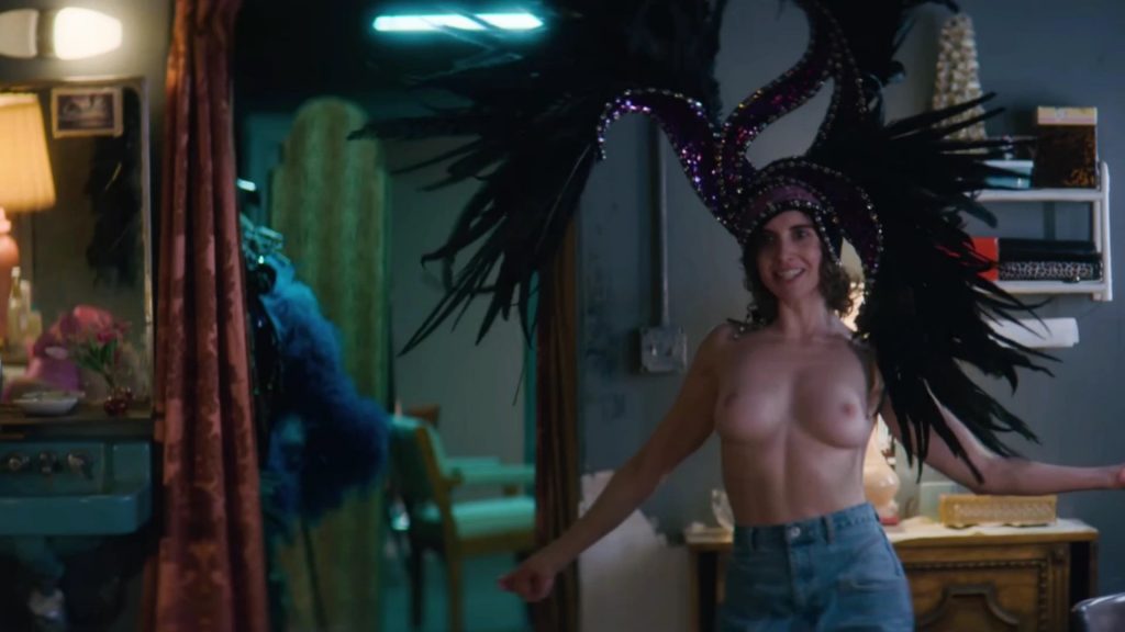 Busty Brunette Alison Brie Showing Her Boobs – “GLOW” Season 3 video screenshot 2