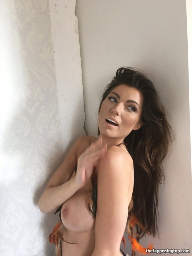 Louise Cliffe Displays Her Big Boobs and Fingers Her Wet Pussy gallery, pic 120