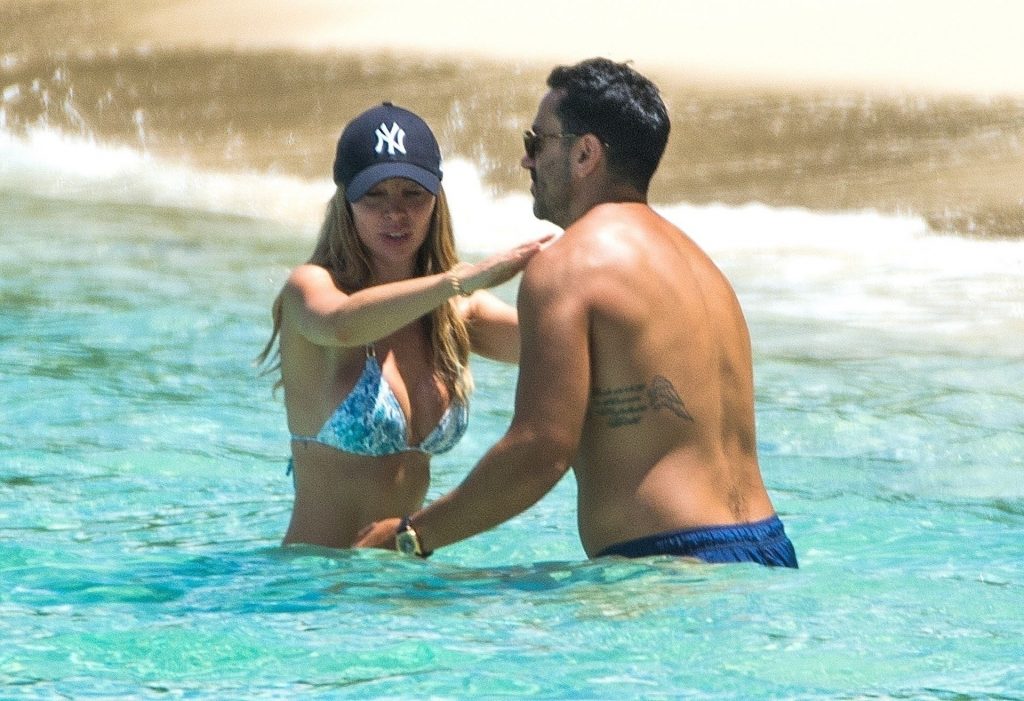 Bikini-Clad Lauren Pope Making Out with Her Boyfriend in the Water gallery, pic 32