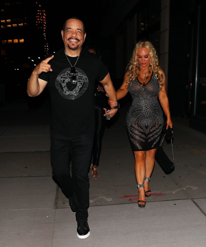 Thick Blonde Coco Austin Shows Tits in a Transparent Dress gallery, pic 38