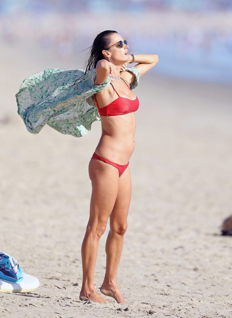 Alessandra Ambrosio Flaunts Her Perfect Body in a Red Bikini gallery, pic 16