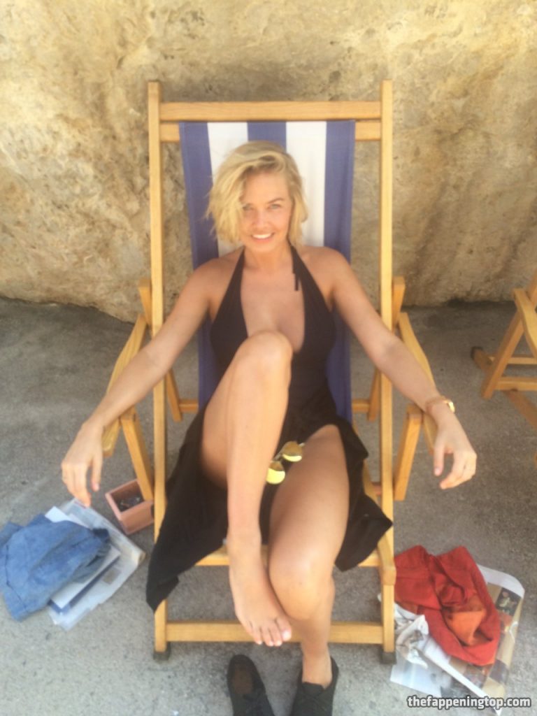 Shameless Lara Bingle Shows Her Huge Natural Boobs on a Beach gallery, pic 266