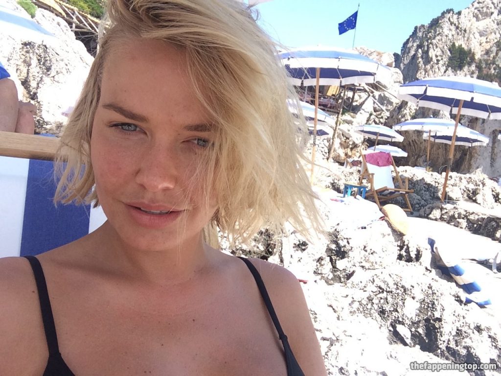 Shameless Lara Bingle Shows Her Huge Natural Boobs on a Beach gallery, pic 166