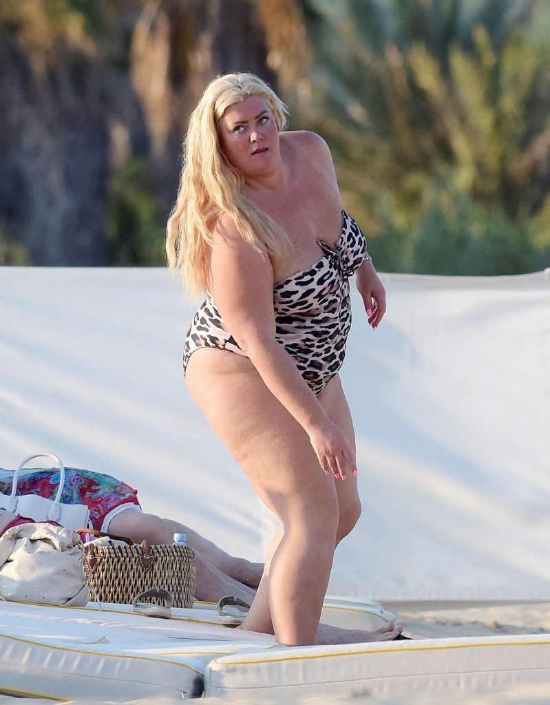 Fat Mature Lady Gemma Collins Shows Her Folds in a Swimsuit gallery, pic 62