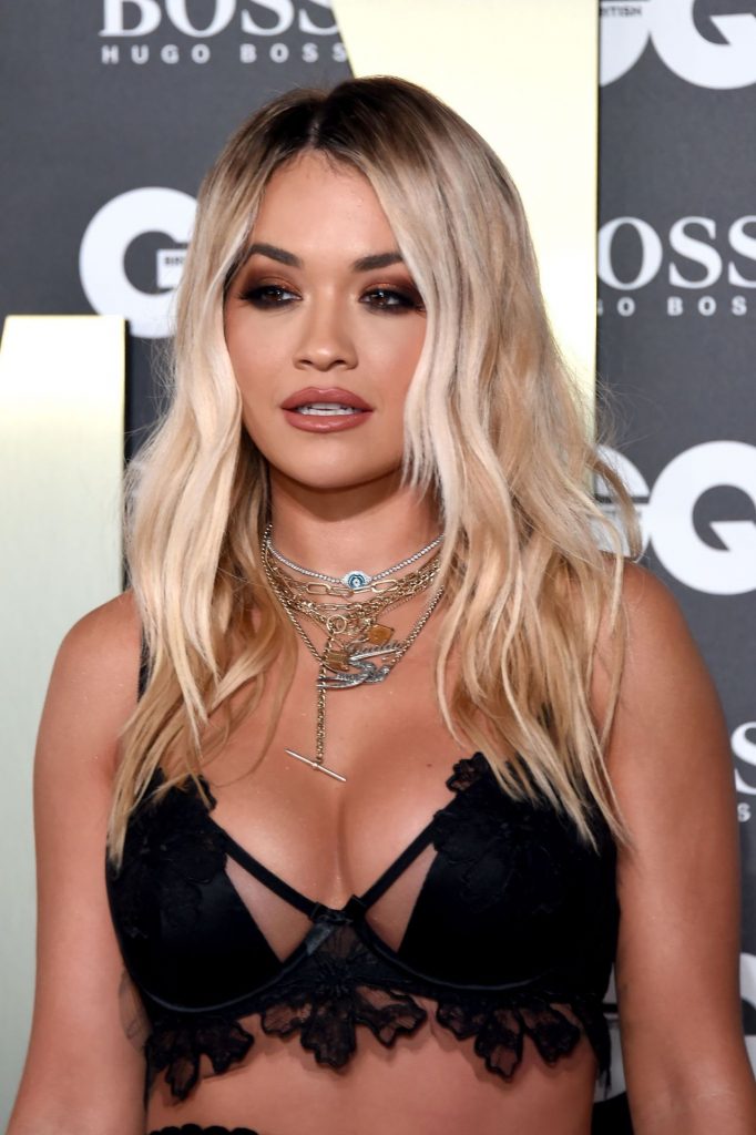 Sensational Singer Rita Ora Turning Heads in a Very Revealing Outfit gallery, pic 12