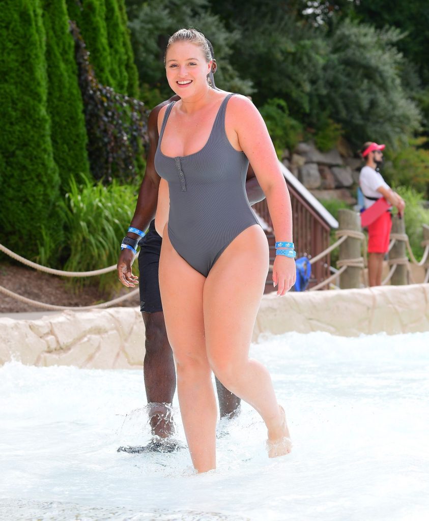 BBW Blonde Iskra Lawrence Showing Her Phat Ass in a Swimsuit gallery, pic 14