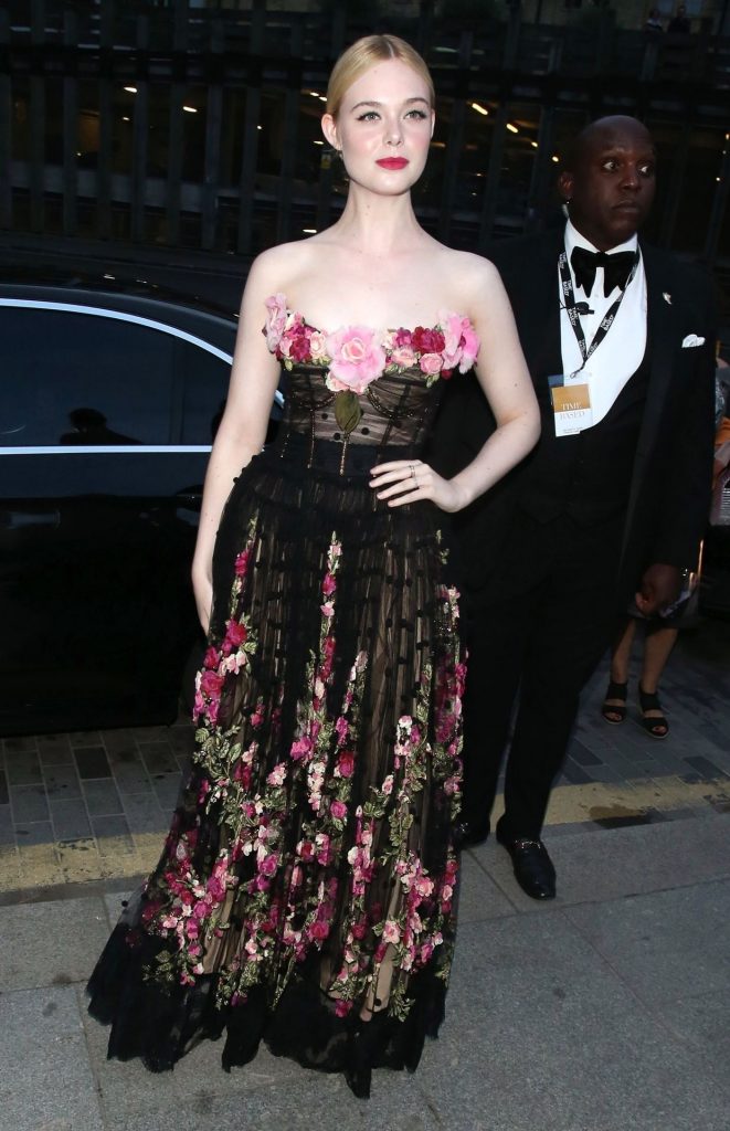 Young Beauty Elle Fanning Posing in a Fancy See-Through Dress gallery, pic 38