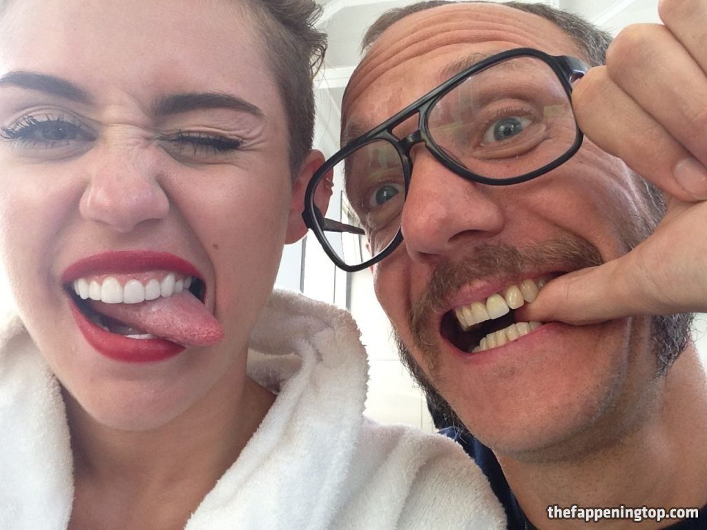 Miley Cyrus’ Raunchiest Leaked and Naked Phots (Of All Time) gallery, pic 160
