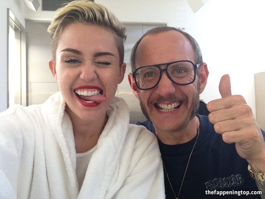 Miley Cyrus’ Raunchiest Leaked and Naked Phots (Of All Time) gallery, pic 166