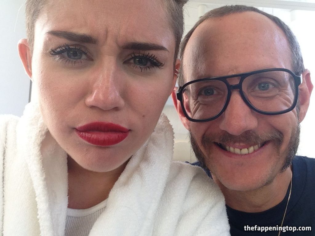 Miley Cyrus’ Raunchiest Leaked and Naked Phots (Of All Time) gallery, pic 186
