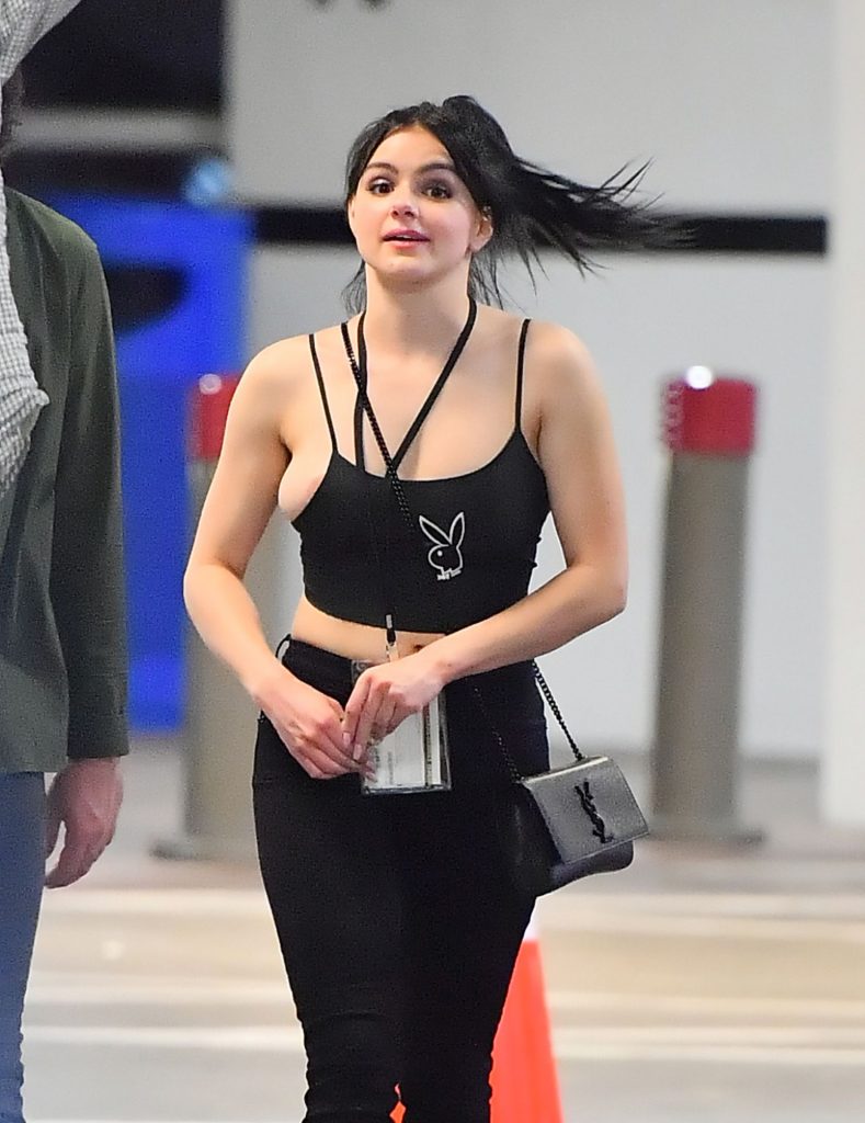 Stacked Bombshell Ariel Winter Accidentally Busts Out of Her Top gallery, pic 60