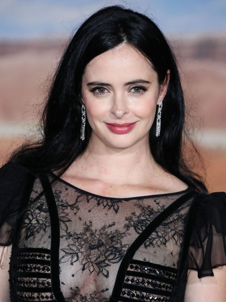 Pasty Brunette Krysten Ritter Showing Her Delicious Breasts for the Cam gallery, pic 50
