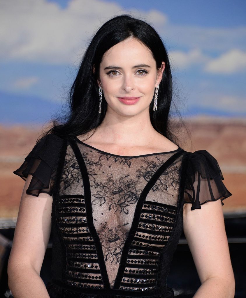 Pasty Brunette Krysten Ritter Showing Her Delicious Breasts for the Cam gallery, pic 10