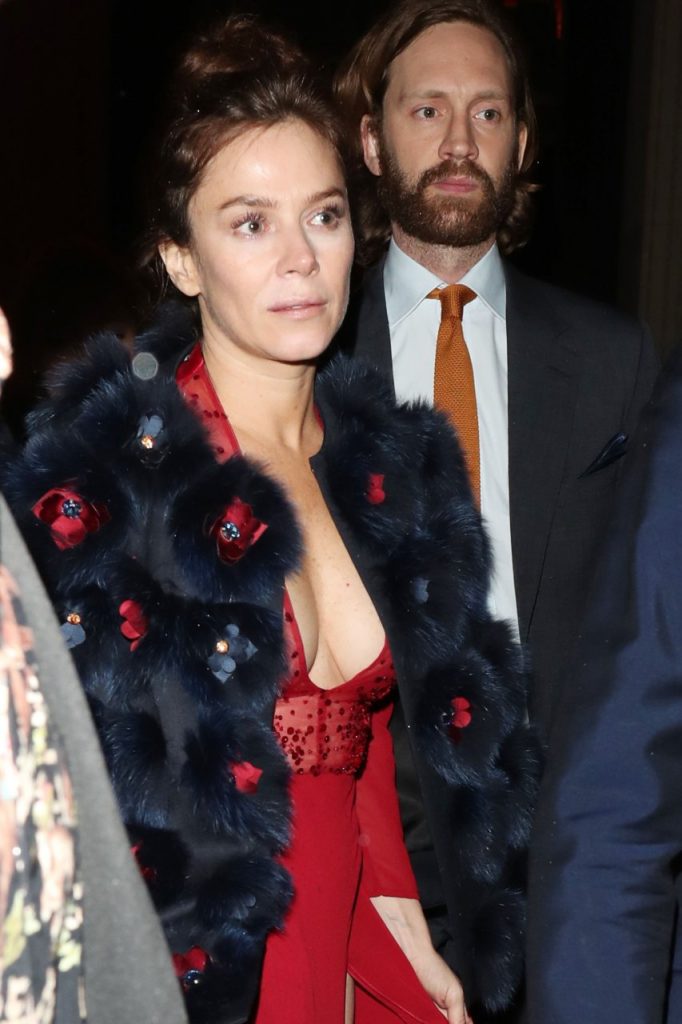 Anna Friel Showing Her Gorgeous Breasts in a See-Through Dress gallery, pic 92