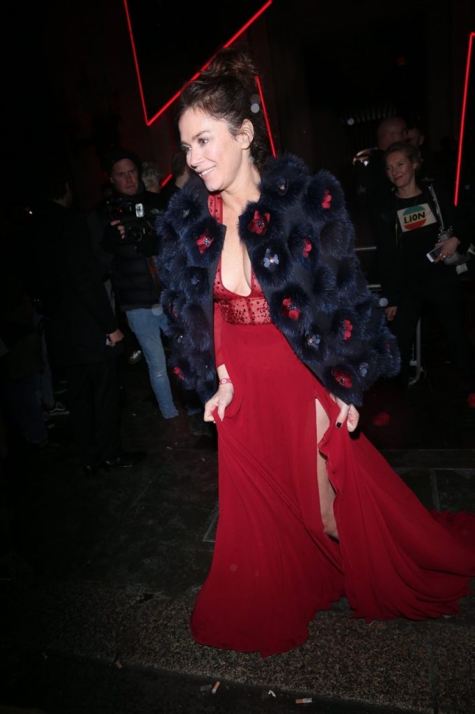 Anna Friel Showing Her Gorgeous Breasts in a See-Through Dress gallery, pic 16