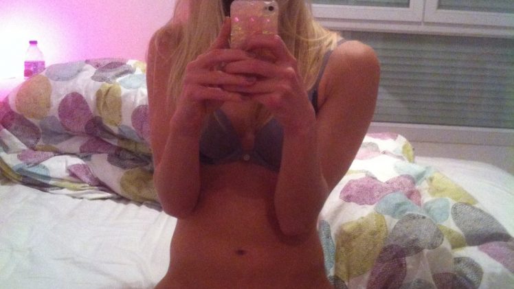 Sexy Swede Sofia Jakobsson Showing Her Hot Nude Body (Fappening)