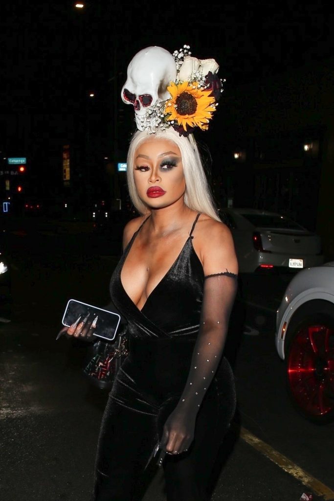 Blac Chyna Showing Her Boobs in an Outrageous Costume  gallery, pic 26