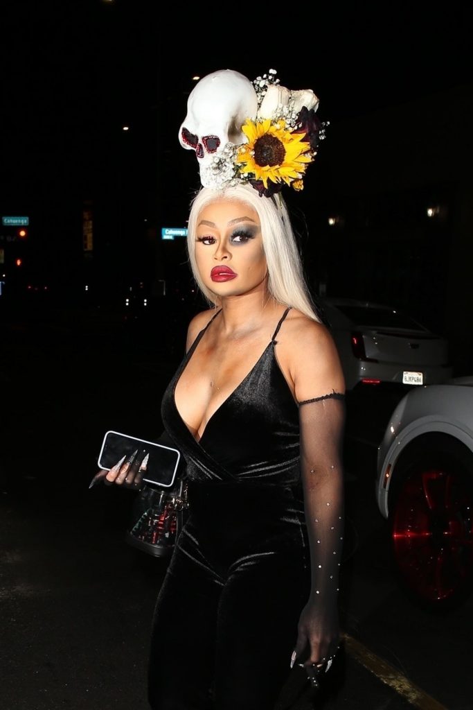 Blac Chyna Showing Her Boobs in an Outrageous Costume  gallery, pic 36