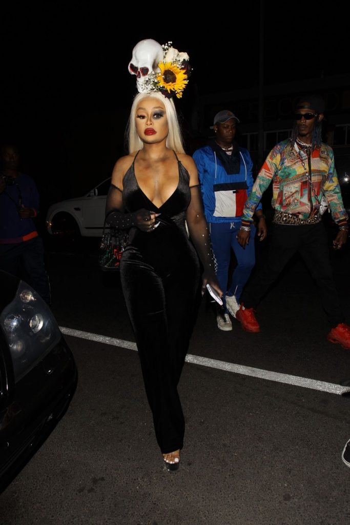 Blac Chyna Showing Her Boobs in an Outrageous Costume  gallery, pic 54