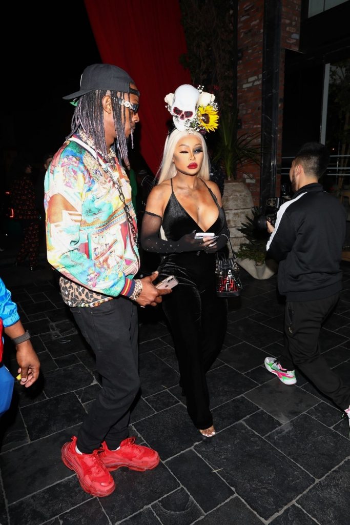 Blac Chyna Showing Her Boobs in an Outrageous Costume  gallery, pic 110