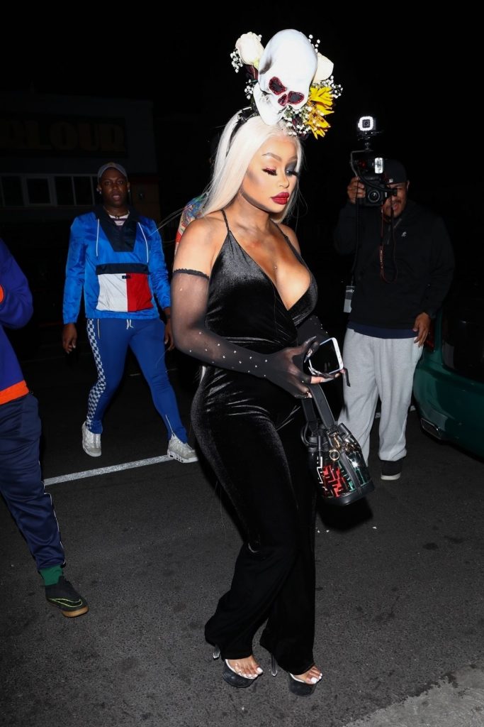 Blac Chyna Showing Her Boobs in an Outrageous Costume  gallery, pic 122