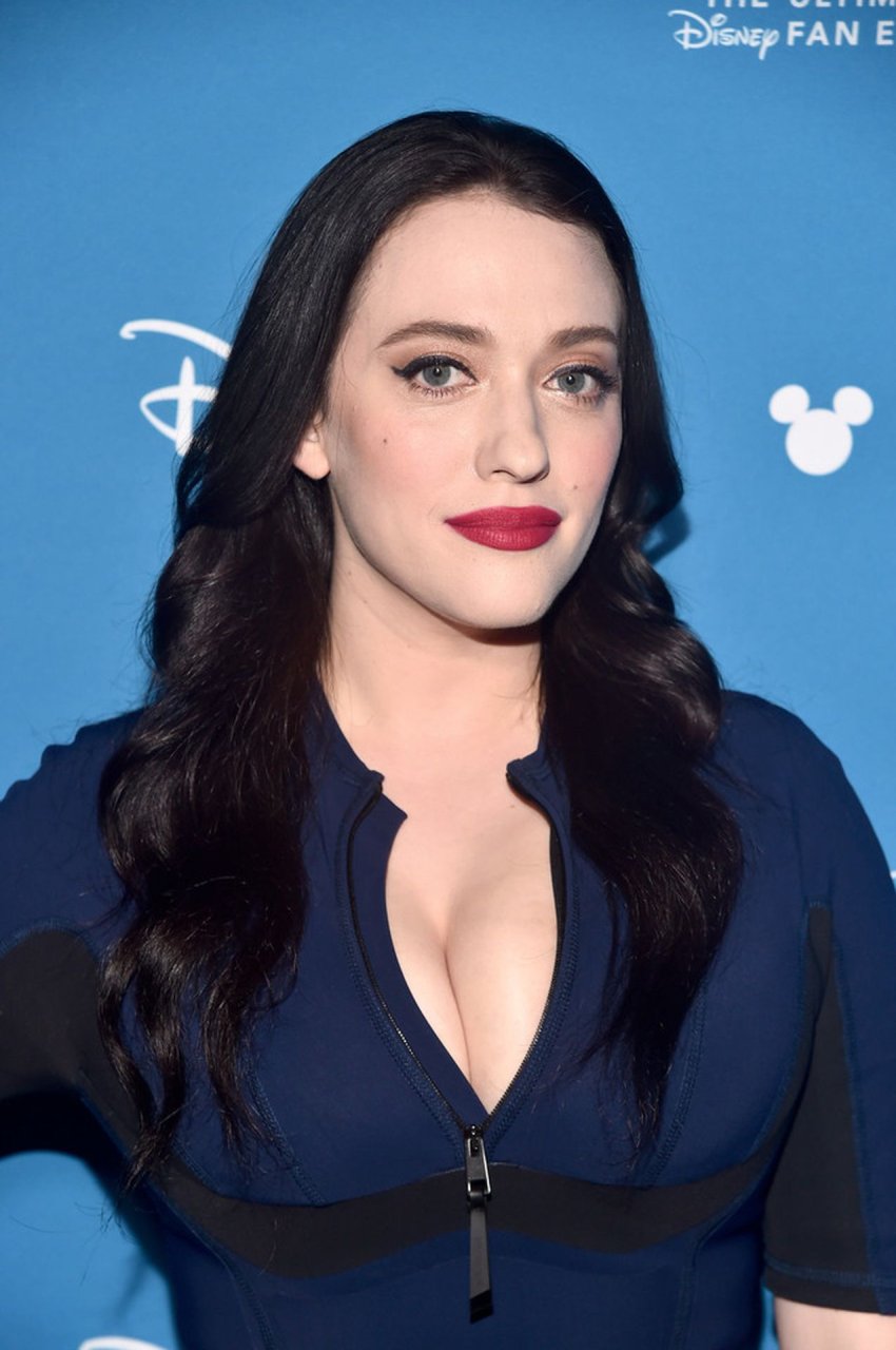 Busty TV Actress Kat Dennings Showing Her Cleavage Once Again - The Fappening!