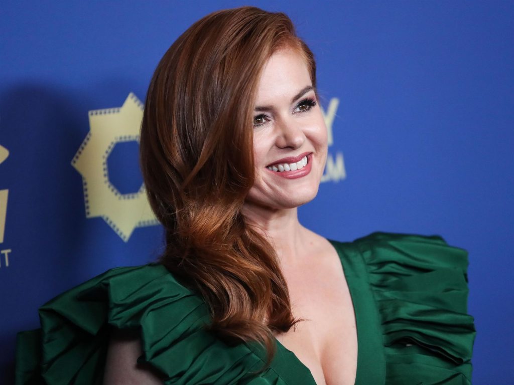 Redheaded Beauty Isla Fisher Stuns in a Cleavage-Baring Dress gallery, pic 242
