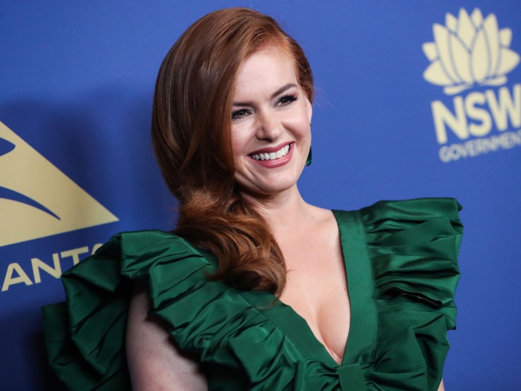 Redheaded Beauty Isla Fisher Stuns in a Cleavage-Baring Dress gallery, pic 38