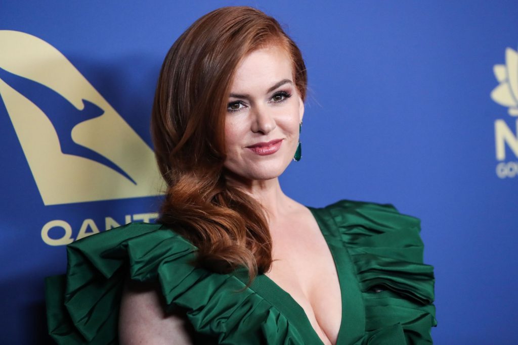 Redheaded Beauty Isla Fisher Stuns in a Cleavage-Baring Dress gallery, pic 94