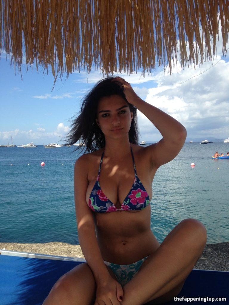 Emily Ratajkowski Fappening Photos [Complete Collection with 174 Images] gallery, pic 40