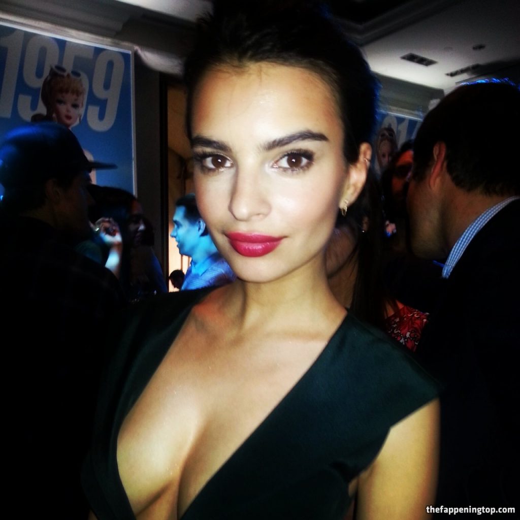 Emily Ratajkowski Fappening Photos [Complete Collection with 174 Images] gallery, pic 284