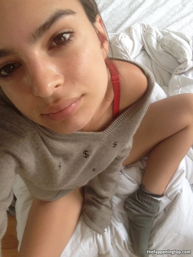 Emily Ratajkowski Fappening Photos [Complete Collection with 174 Images] gallery, pic 338