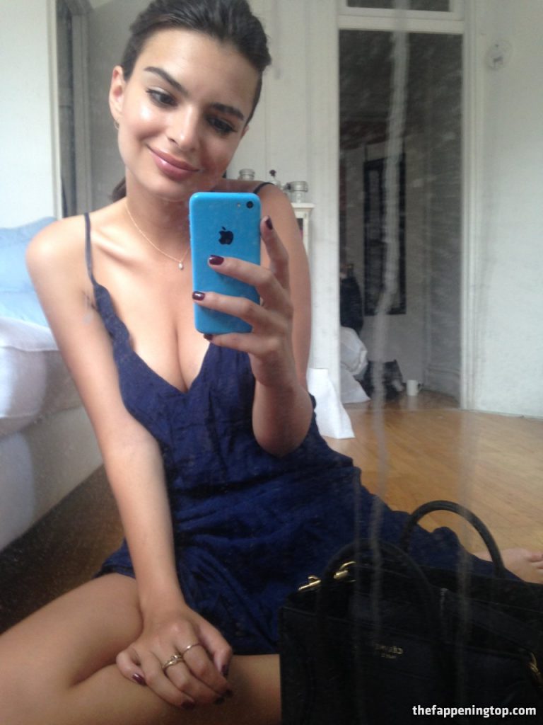 Emily Ratajkowski Fappening Photos [Complete Collection with 174 Images] gallery, pic 202