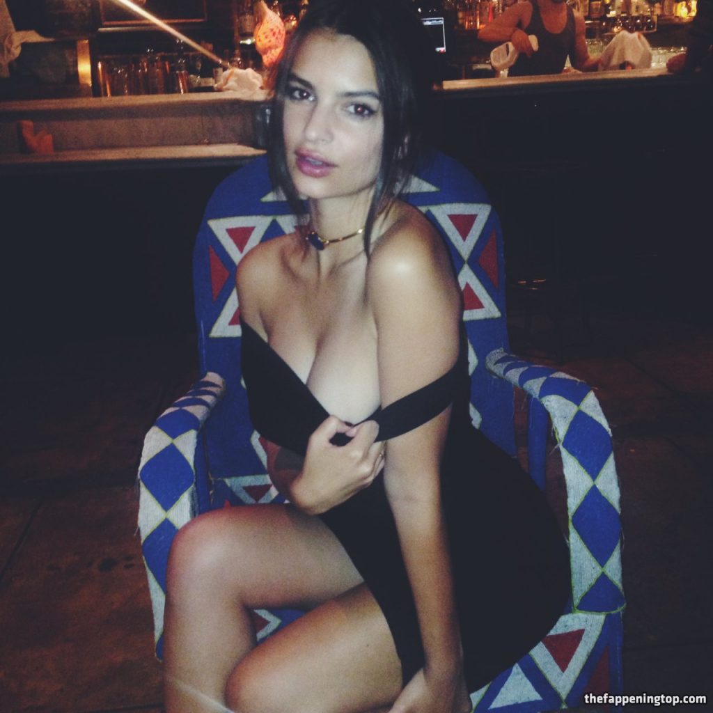 Emily Ratajkowski Fappening Photos [Complete Collection with 174 Images] gallery, pic 190