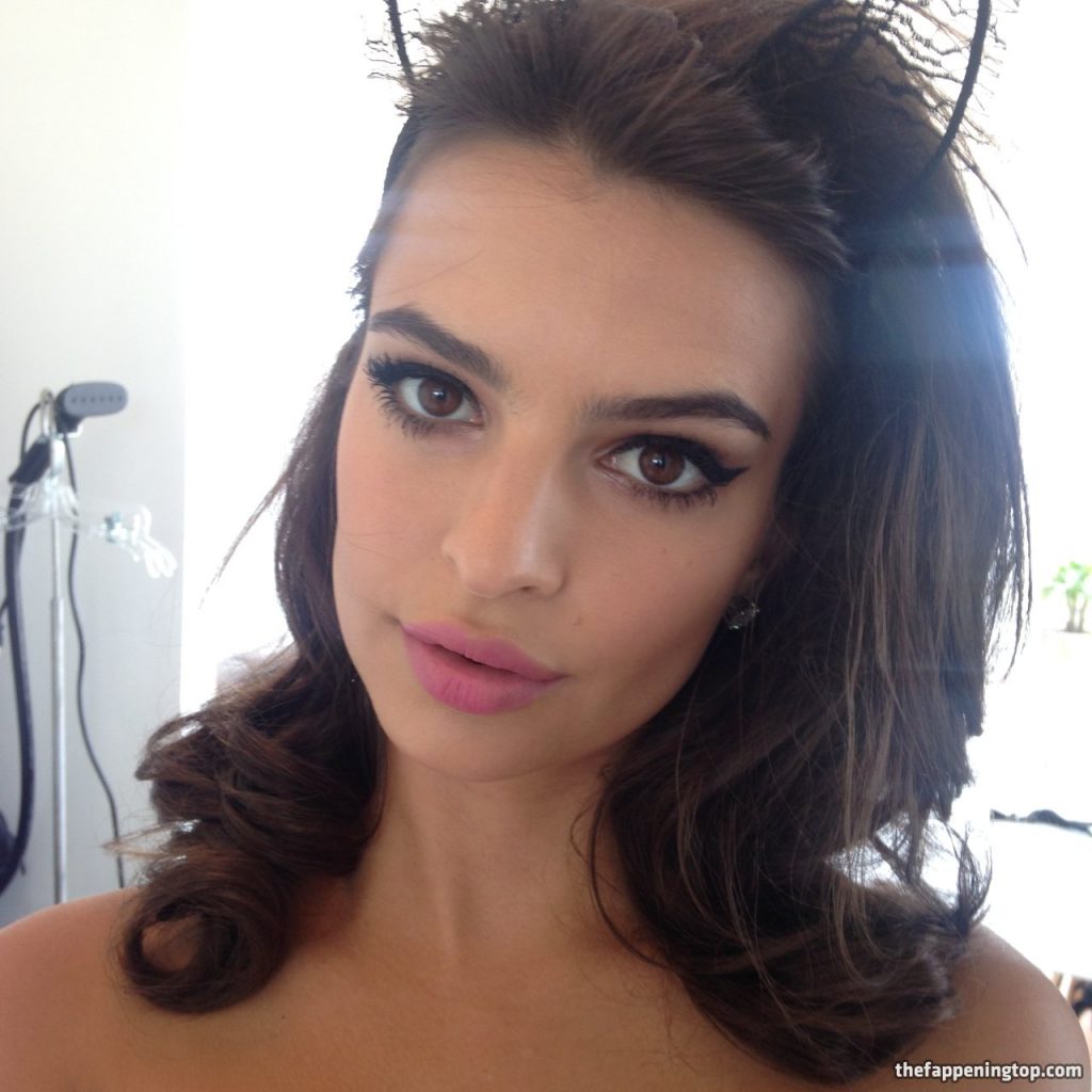 Emily Ratajkowski Fappening Photos [Complete Collection with 174 Images] gallery, pic 154