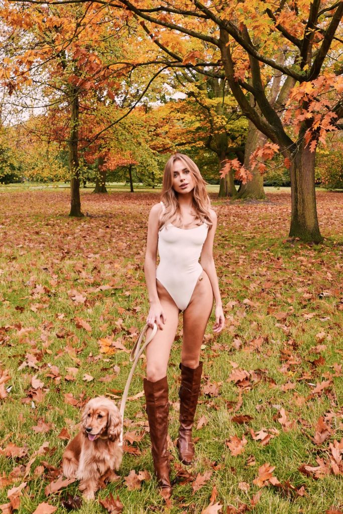 Blonde Kimberley Garner Shamelessly Showing Her Slim Body gallery, pic 42