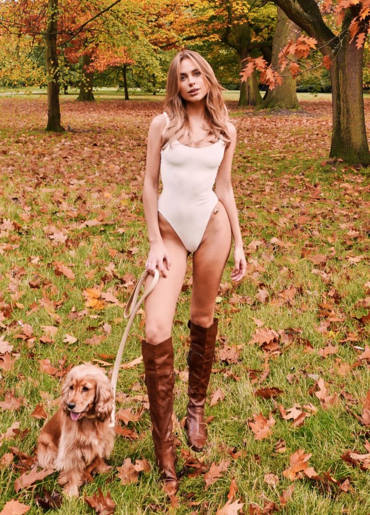 Blonde Kimberley Garner Shamelessly Showing Her Slim Body gallery, pic 18