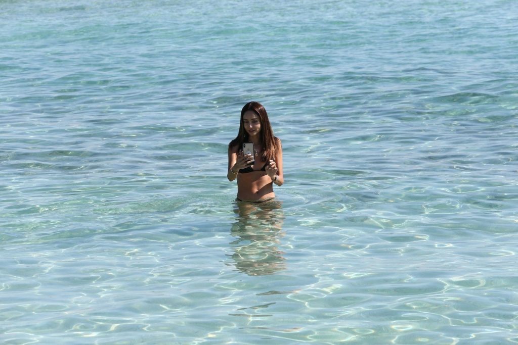 Slim Brunette Patricia Contreras Showing Her Hot Bikini Body gallery, pic 46