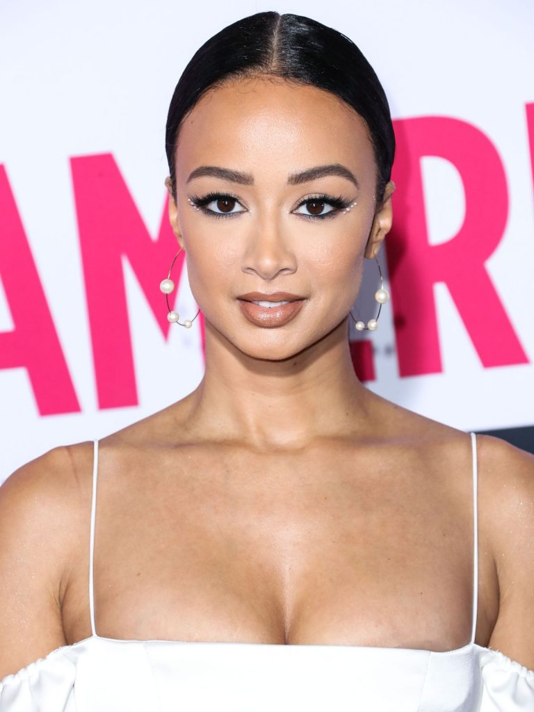 Sensational Celebrity Draya Michele Teasing with Her Cleavage gallery, pic 66