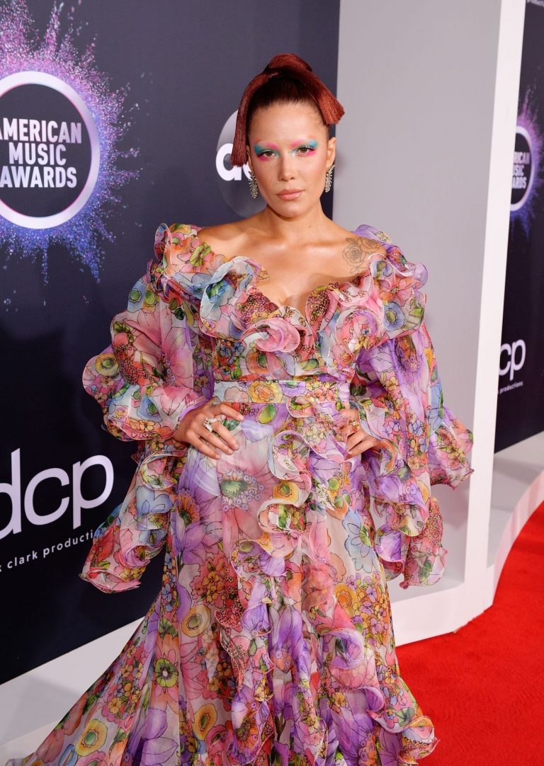 Sexy Singer Halsey Posing In An Eye Catching Dress 77 Photos The