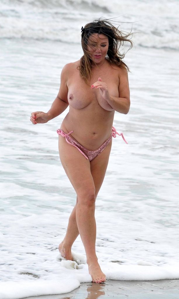 Lisa Appleton’s Latest Topless Pictures to Make You Cringe gallery, pic 98