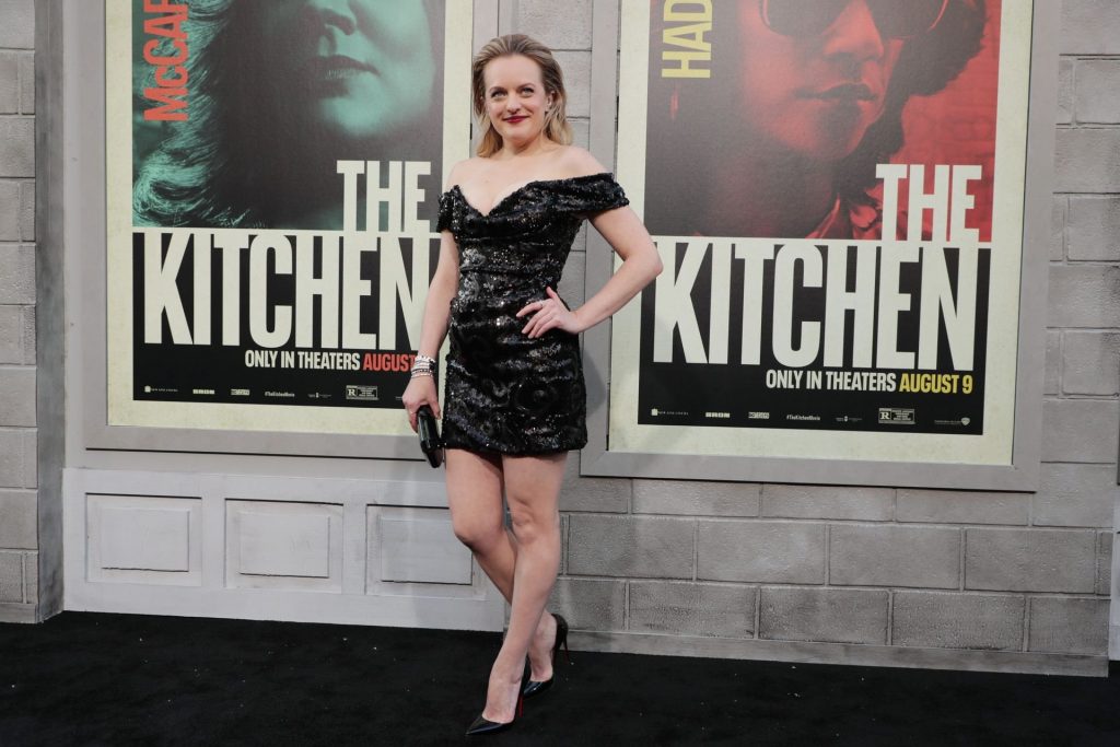 Talented Actress Elisabeth Moss Showing Her Boobs  gallery, pic 270