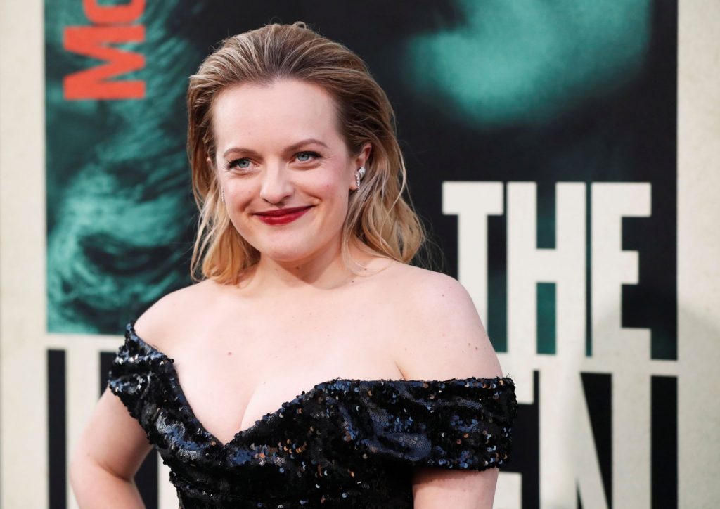 Talented Actress Elisabeth Moss Showing Her Boobs  gallery, pic 172