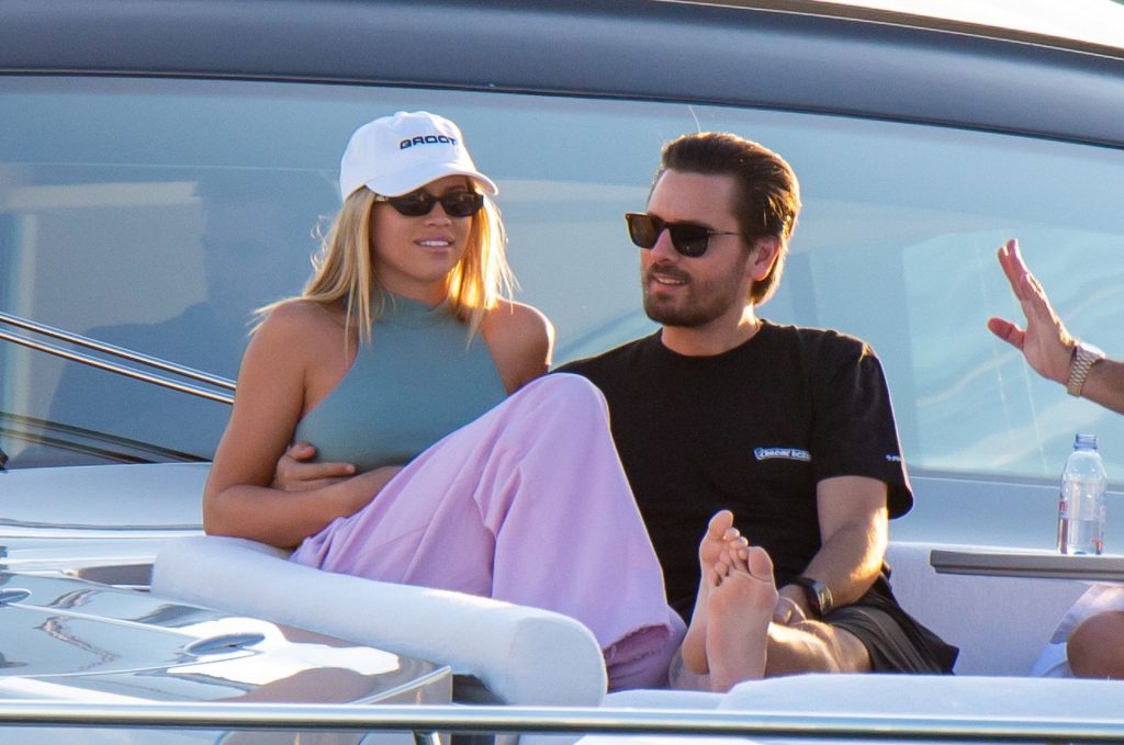 Beautiful Blonde Celebrity Sofia Richie Hanging Out on a Yacht gallery, pic 28