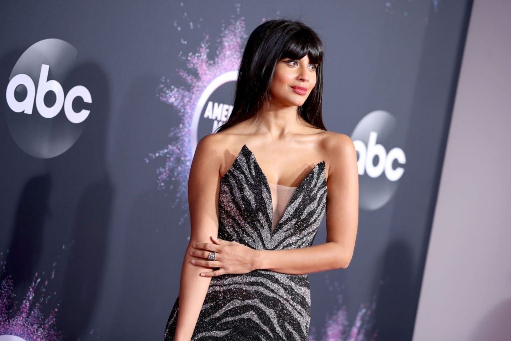 Shy-Looking Cutie Jameela Jamil Shows Her Stunning Cleavage gallery, pic 86