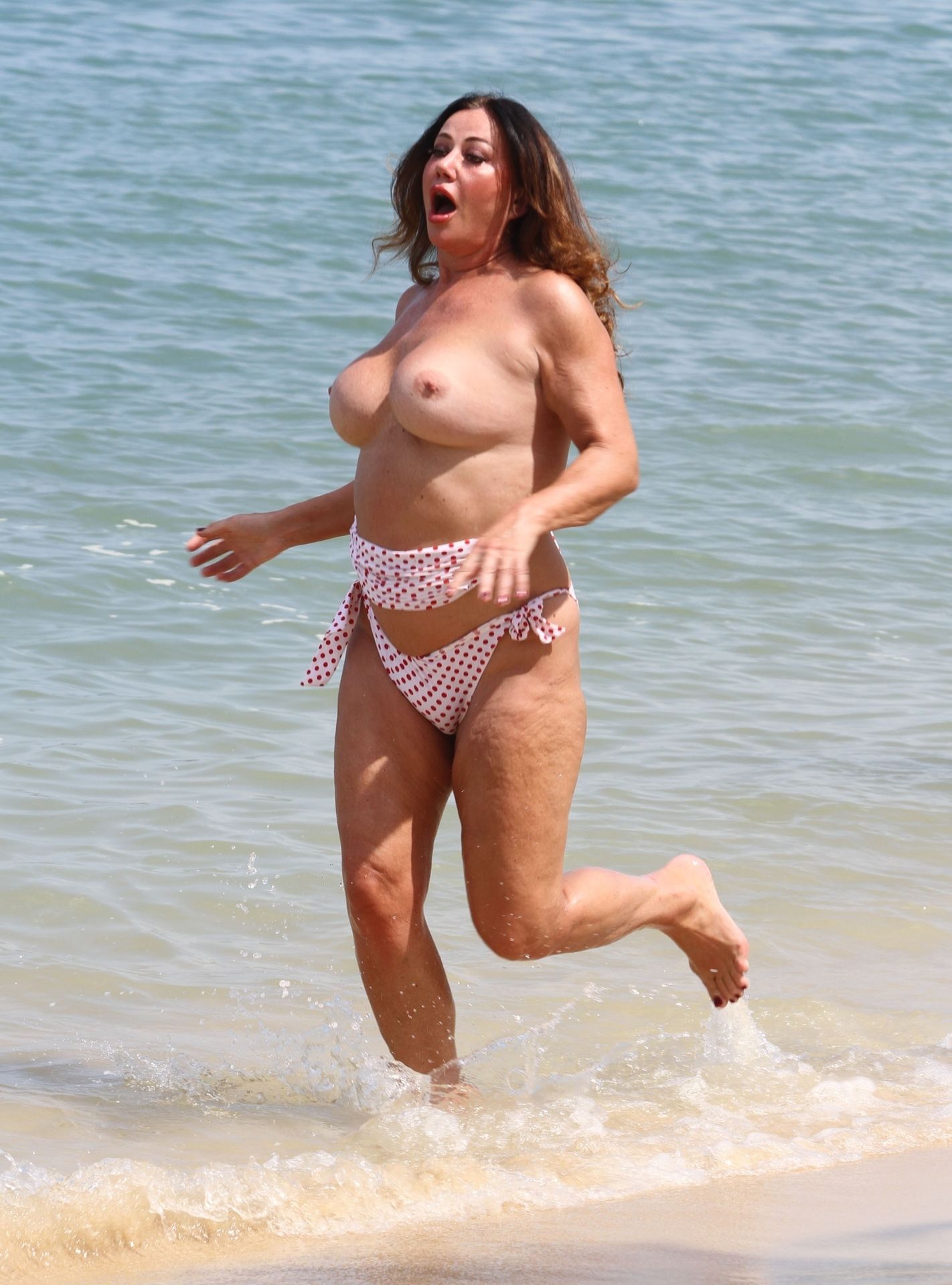 Lisa appleton topless