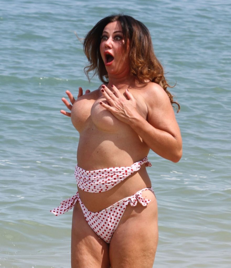 Topless Lisa Appleton Having Fun on the Beach  gallery, pic 36