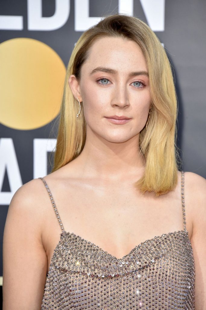 Braless Saoirse Ronan Looking Seductive on the Red Carpet gallery, pic 22