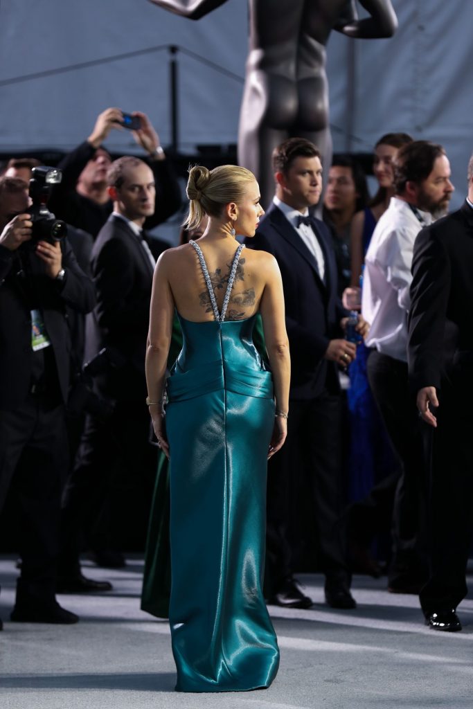 Oscar-Nominated Hottie Scarlett Johansson Showing Her Boobs gallery, pic 198