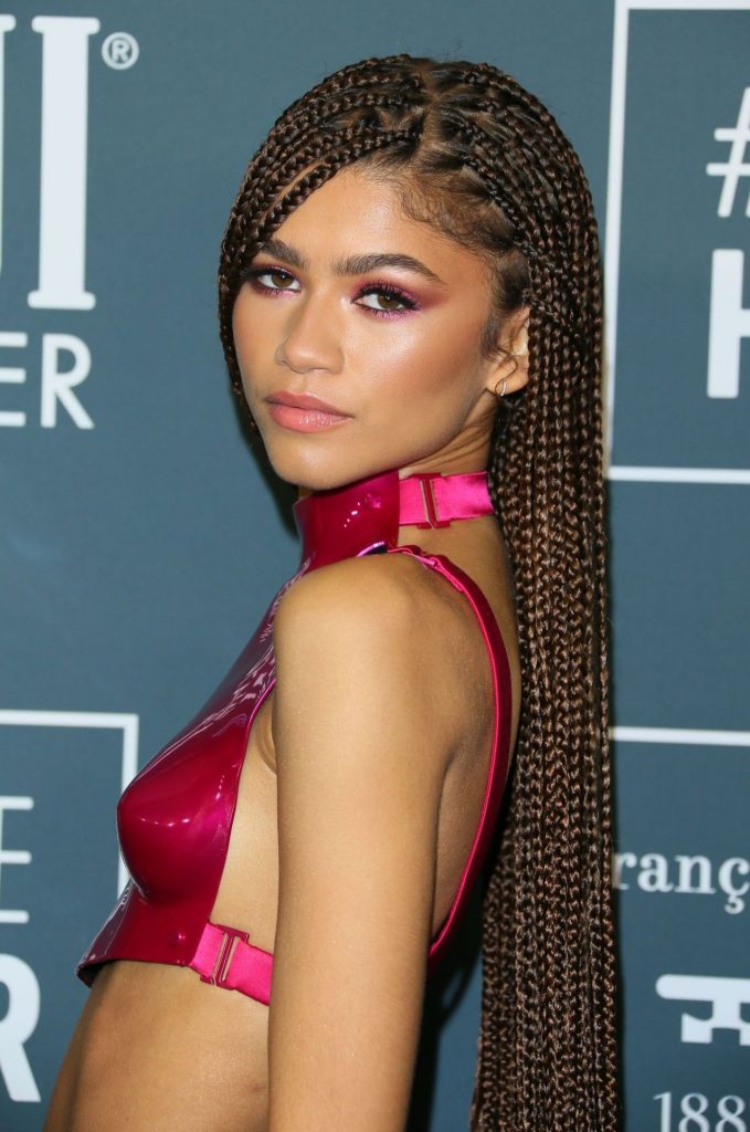 Gorgeous Zendaya Showing Her Amazing-Looking Cleavage gallery, pic 22